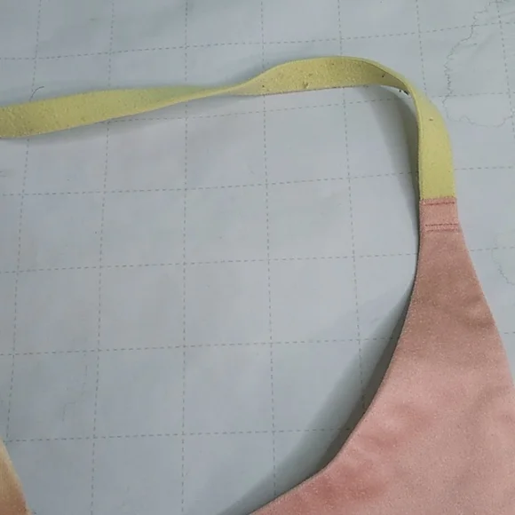 #235 Pink Yellow 36B Lined Perfect Coverage Bra some wear - Picture 4 of 8